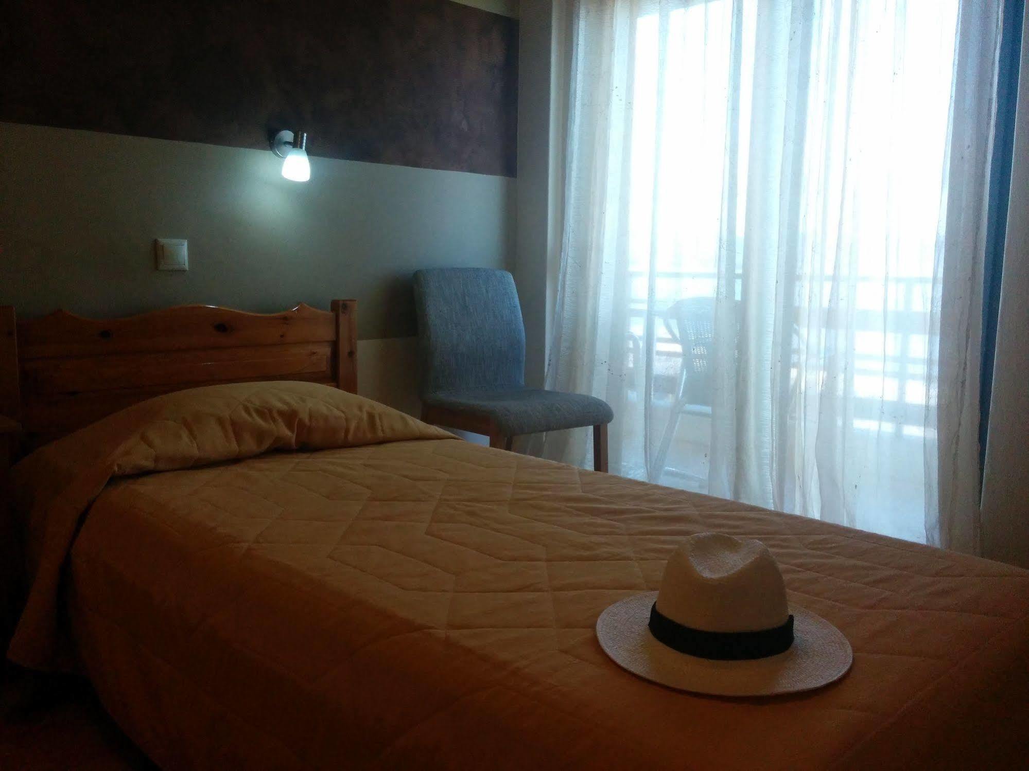 Hotel Atlantis 2*